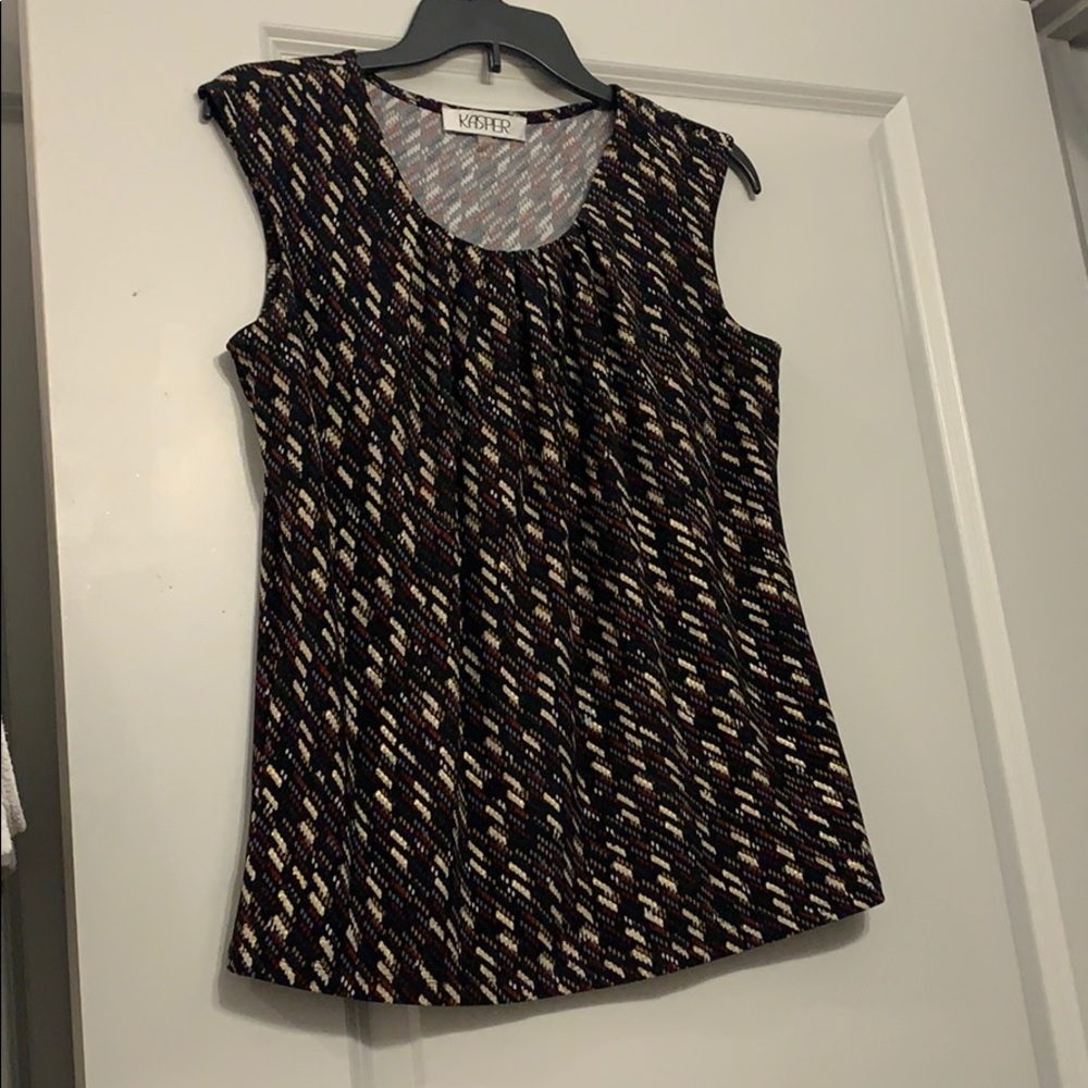 Sleeveless blouse